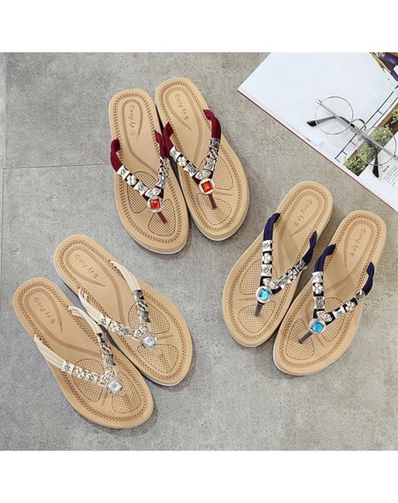 Summer Women Sandals Beaded Rhinestone Beach Sandals Flat Heel Flip Flops